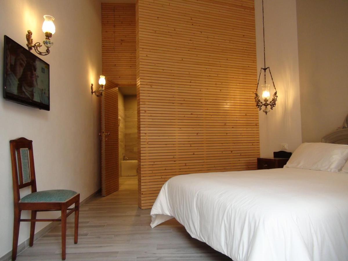 Room 55 Noto Bagian luar foto