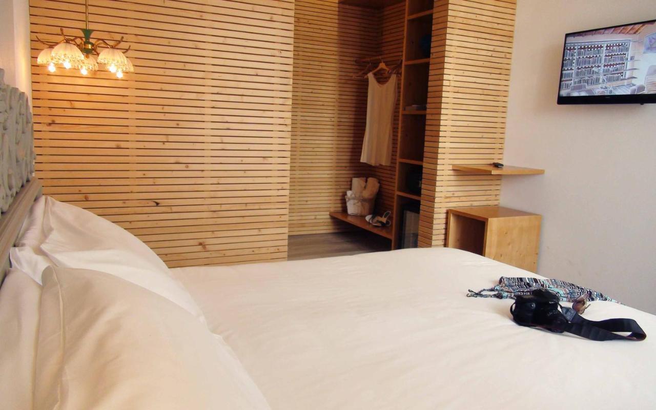 Room 55 Noto Bagian luar foto
